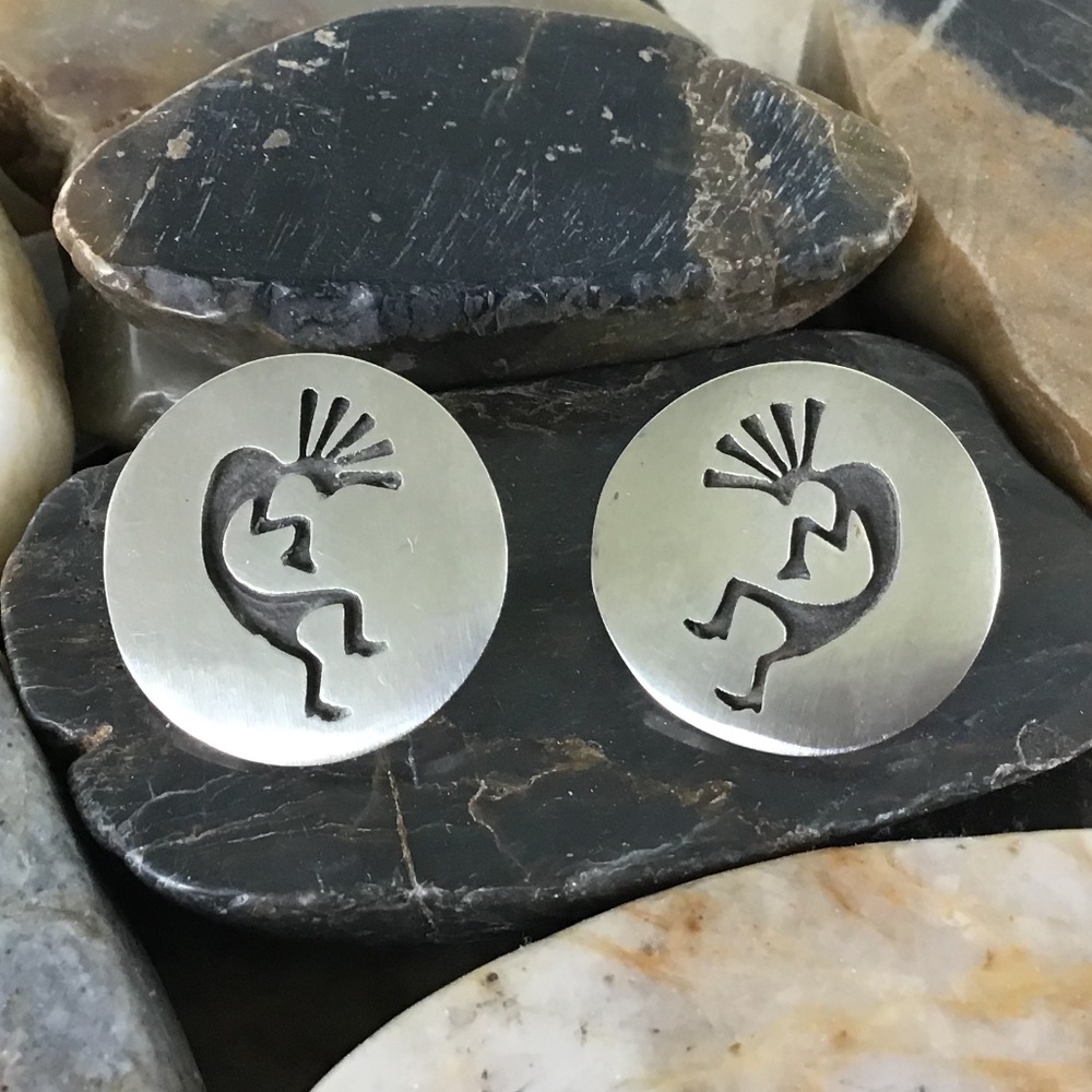 Vintage Kokopelli Earrings 1980’s Pierced Silver Color Dancing Southwest Figure